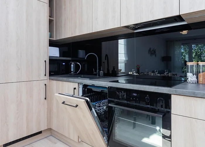 Cztery Pory Roku By Renters Kołobrzeg